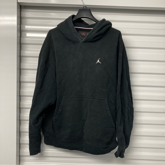 Jordan Black Men's Hoodie with Iconic Logo - Picture 1 of 16